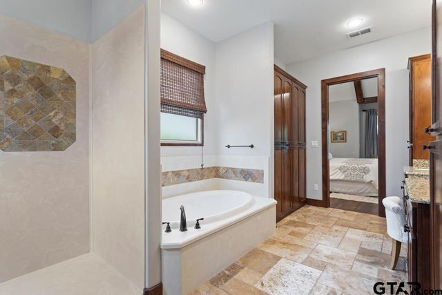 2907 Stewart Way, Tyler, TX 75709