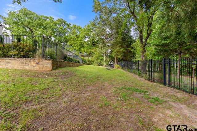 2907 Stewart Way, Tyler, TX 75709