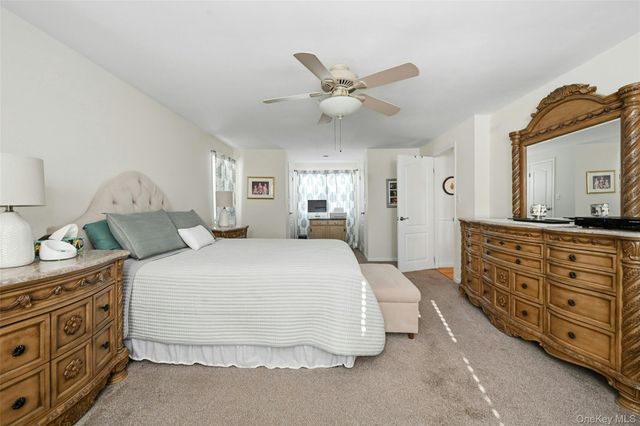 7 Herdman Court, Middle Island, NY 11953