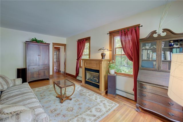 127 Foote Street, Barrington, RI 02806