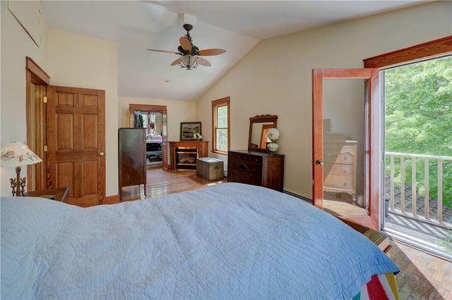 127 Foote Street, Barrington, RI 02806