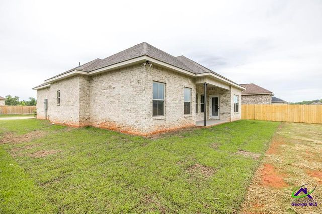 303 Willowbrook Lane, Kathleen, GA 31047