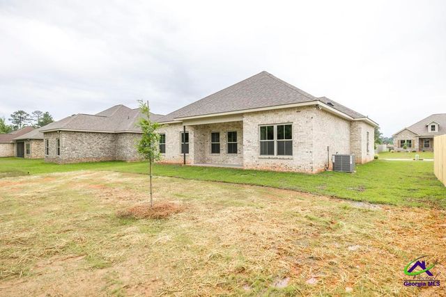 303 Willowbrook Lane, Kathleen, GA 31047