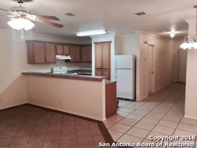 8017 Santa Catalina, San Antonio, TX 78250