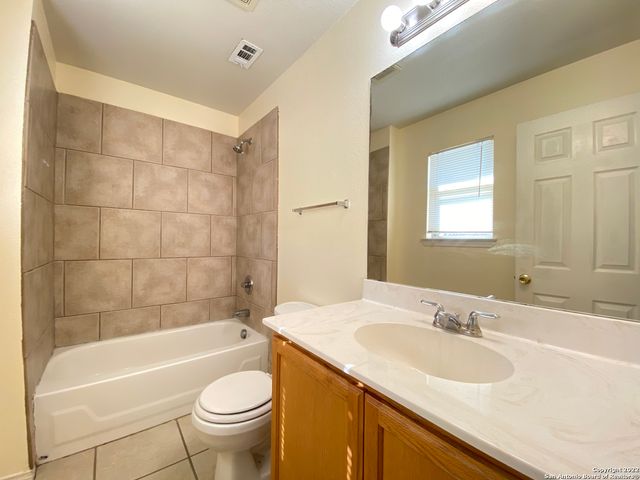 8017 Santa Catalina, San Antonio, TX 78250