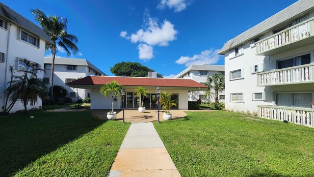 15221 NE 6th Avenue A210, Miami, FL 33162
