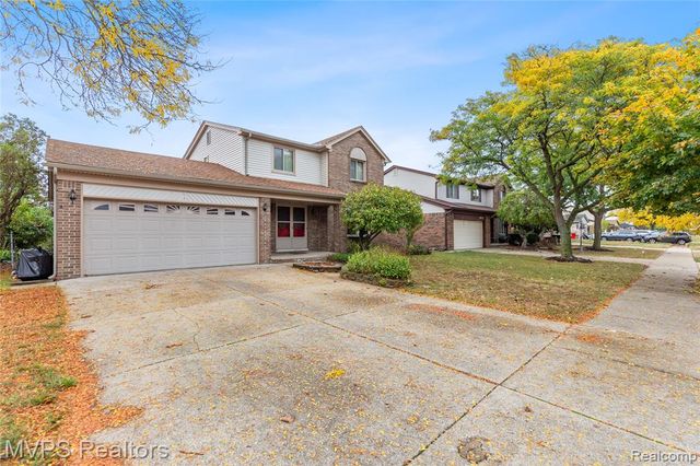 16089 Cambell Drive, Macomb, MI 48044