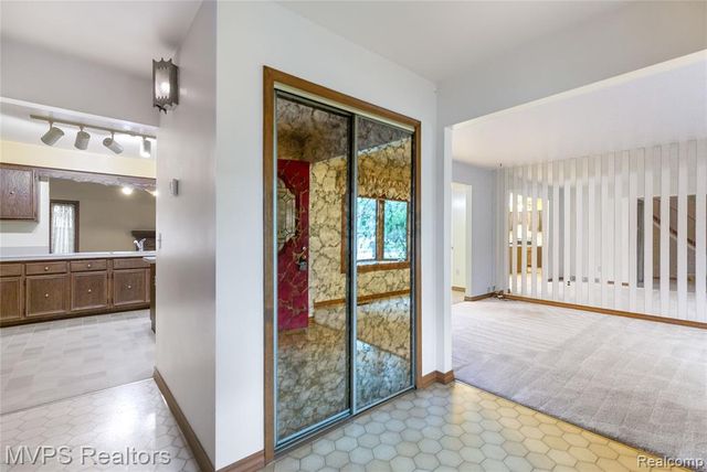 16089 Cambell Drive, Macomb, MI 48044