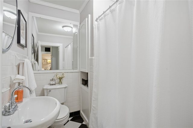 310 Retreat Street, Westminster, SC 29693