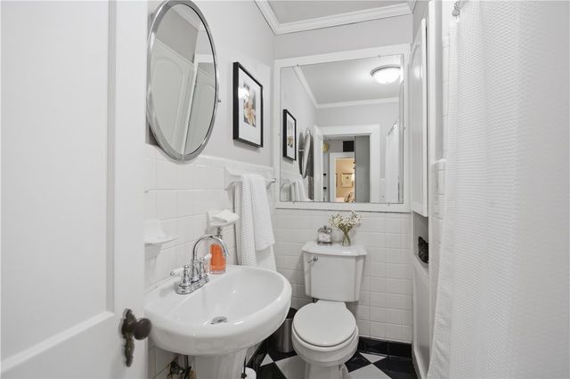 310 Retreat Street, Westminster, SC 29693