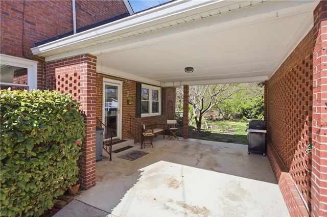 310 Retreat Street, Westminster, SC 29693