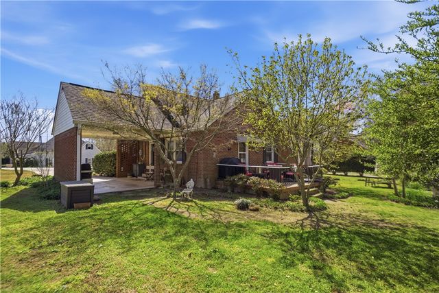 310 Retreat Street, Westminster, SC 29693