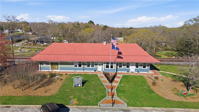 310 Retreat Street, Westminster, SC 29693