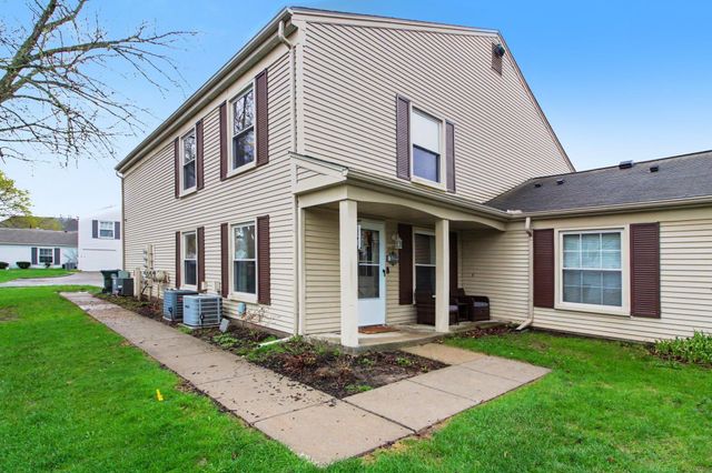 2914 Meadowbrook Ct Court, Orion Twp, MI 48360
