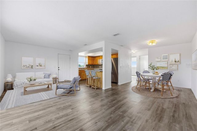 3303 W SHELL POINT ROAD, Ruskin, FL 33570