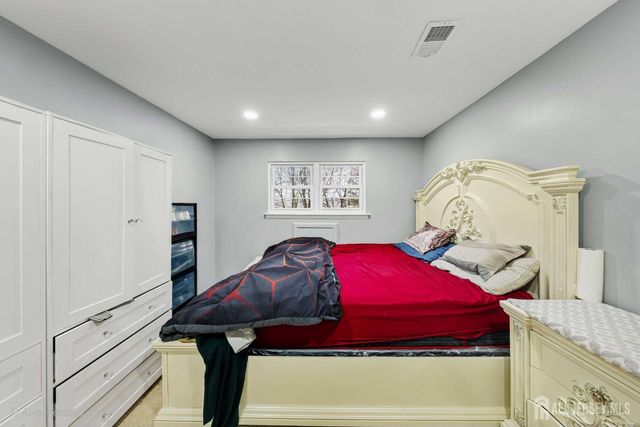 450 College Drive, Edison, NJ 08817