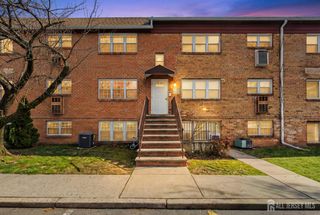 450 College Drive, Edison, NJ 08817