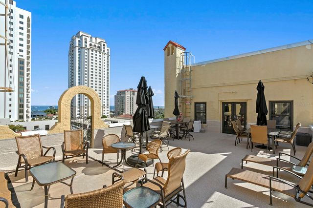 130 4TH AVENUE N 105, St Petersburg, FL 33701