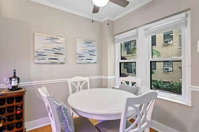 130 4TH AVENUE N 105, St Petersburg, FL 33701