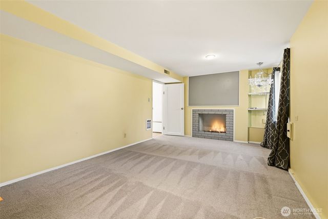 7212 197th Street SW, Lynnwood, WA 98036