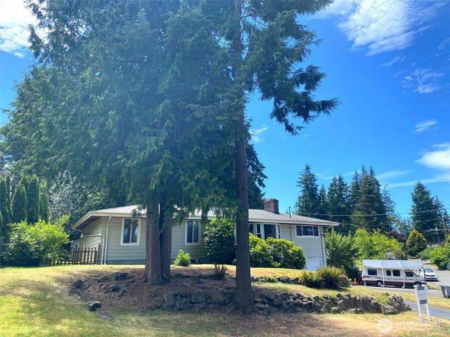 7212 197th Street SW, Lynnwood, WA 98036