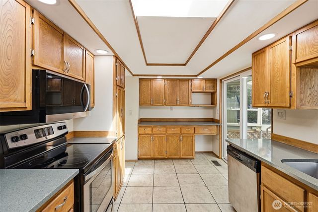 7212 197th Street SW, Lynnwood, WA 98036