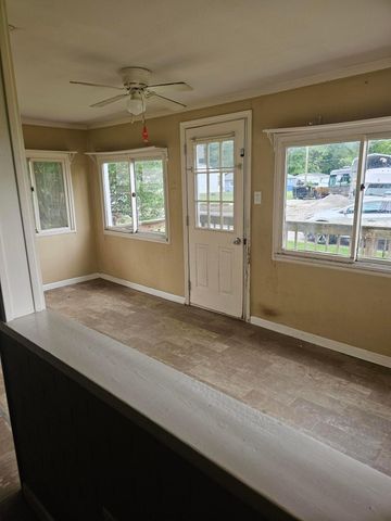 13522 Queen Road NE, Thornville, OH 43076