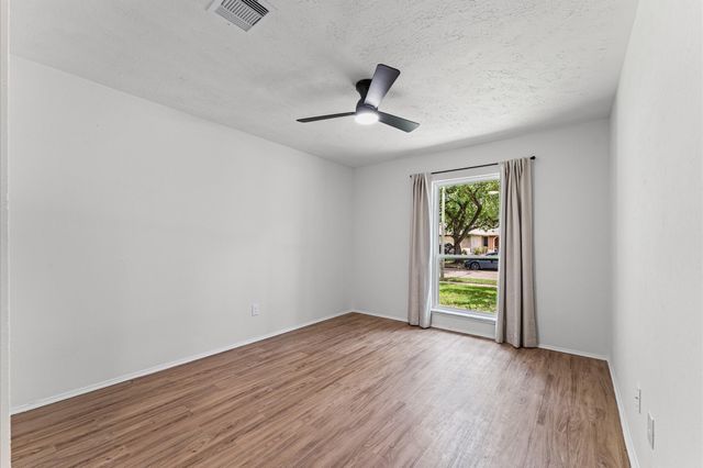 2651 Lark Lane, Humble, TX 77396