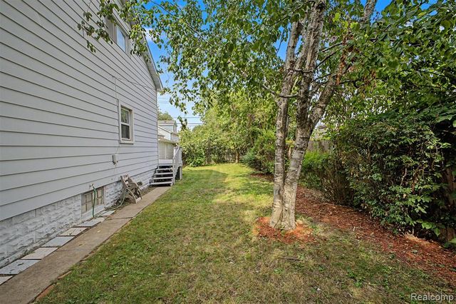 40 W Benson Street, Ecorse, MI 48229
