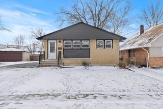 3735 169TH Street, Country Club Hills, IL 60478