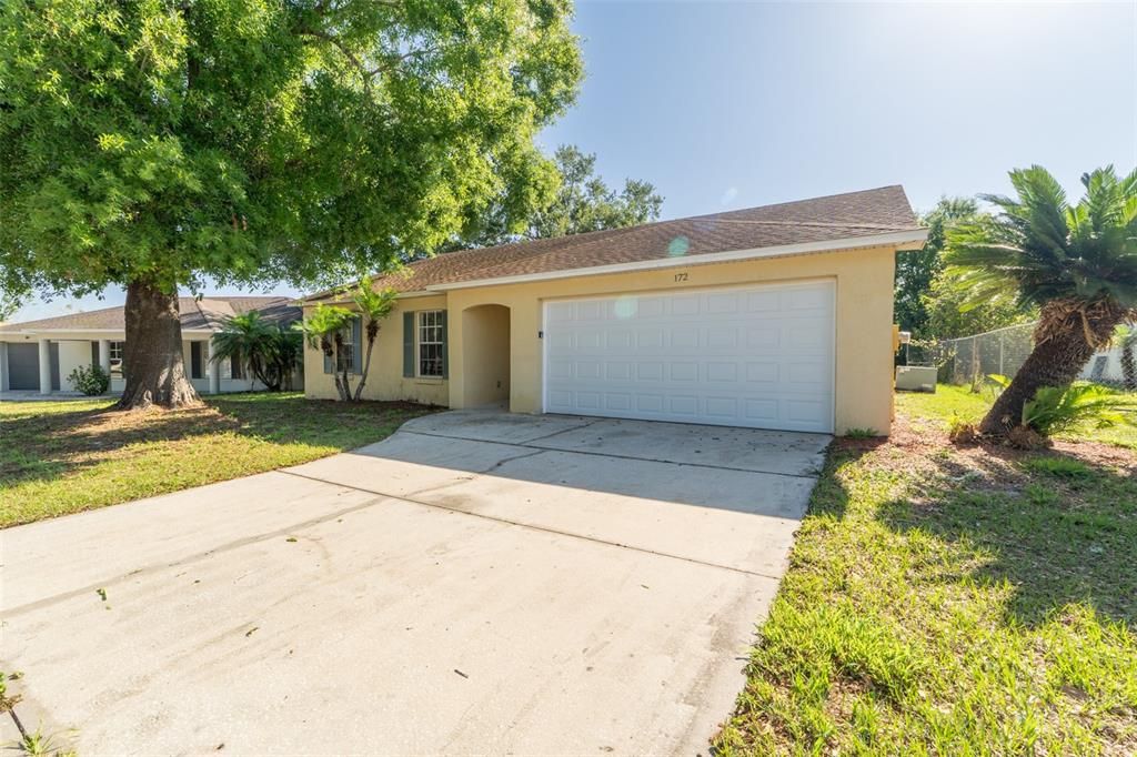 172 DIAMOND RIDGE BOULEVARD, Auburndale, FL 33823