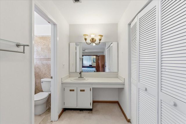 11140 SW 11th Place, Davie, FL 33324