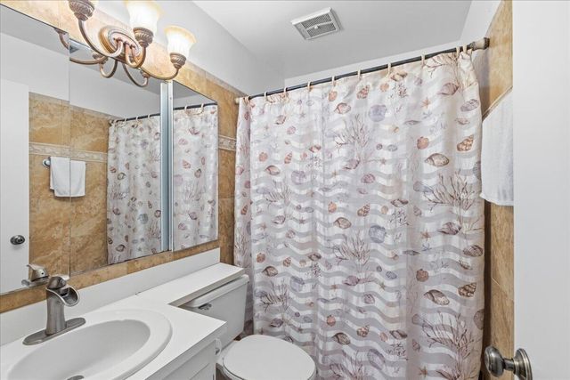 11140 SW 11th Place, Davie, FL 33324