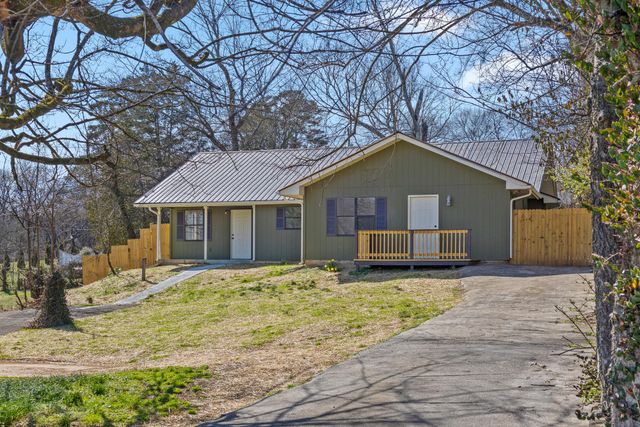 104 Pine Street, Athens, TN 37303