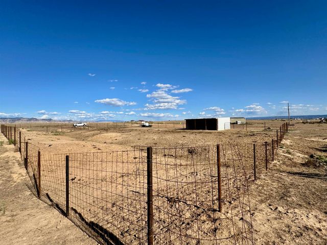 2067 16 Road, Loma, CO 81524