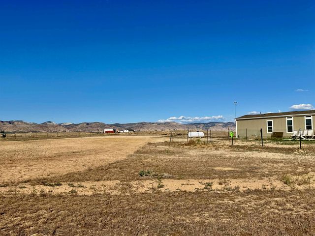 2067 16 Road, Loma, CO 81524