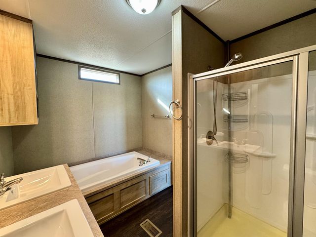 2067 16 Road, Loma, CO 81524