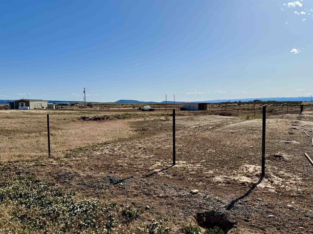 2067 16 Road, Loma, CO 81524