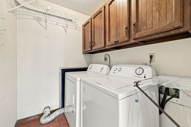 5114 Twana Drive, Des Moines, IA 50310