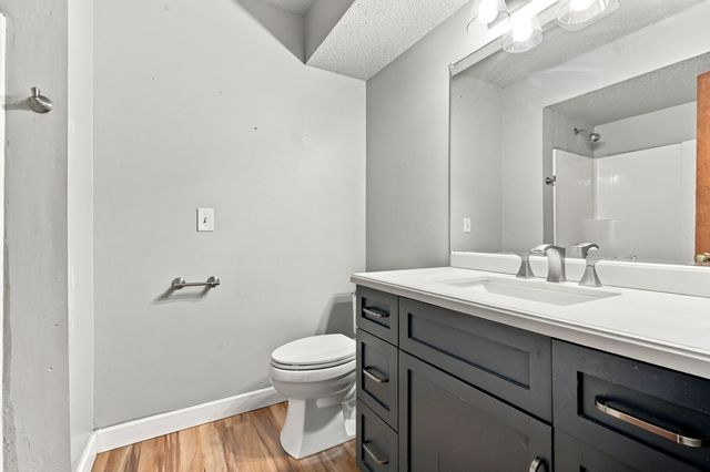 5114 Twana Drive, Des Moines, IA 50310