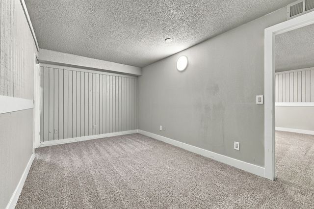 5114 Twana Drive, Des Moines, IA 50310