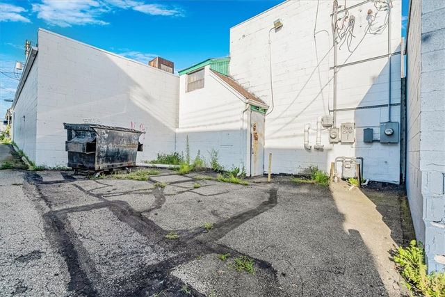 3404 Main St, Munhall, PA 15120