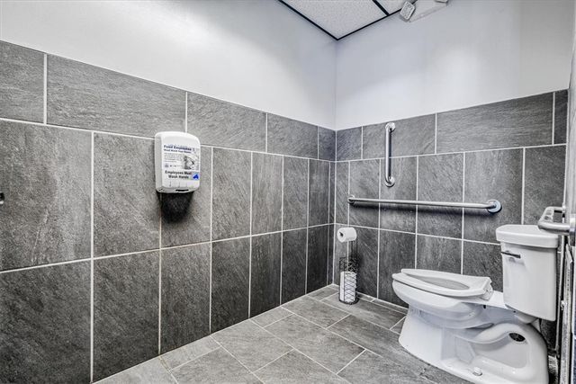 3404 Main St, Munhall, PA 15120