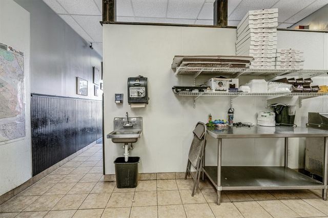 3404 Main St, Munhall, PA 15120