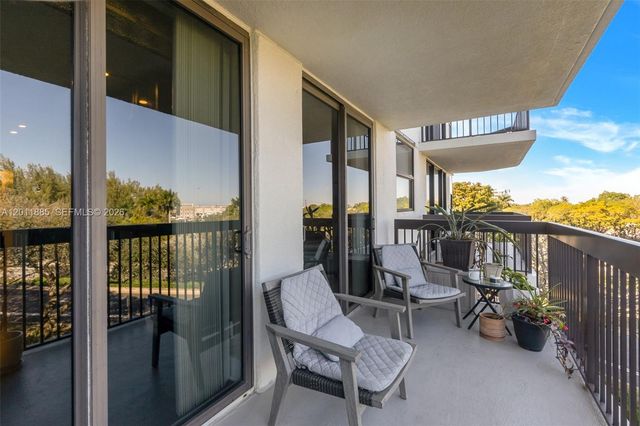 2900 NE 14th St Causeway 402, Pompano Beach, FL 33062