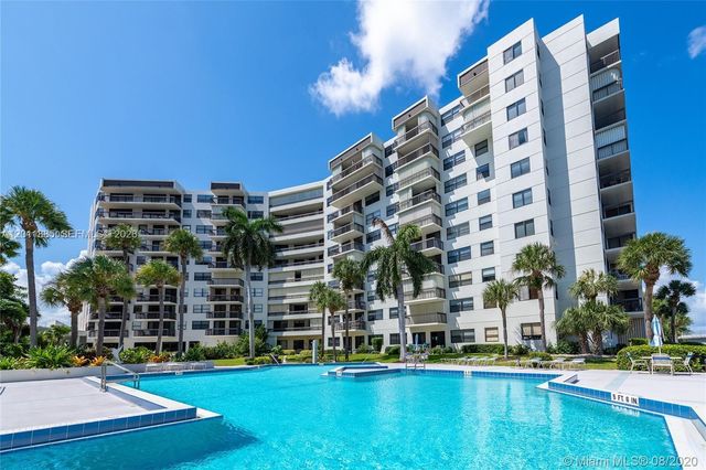 2900 NE 14th St Causeway 402, Pompano Beach, FL 33062