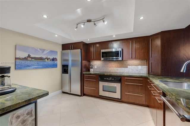 2900 NE 14th St Causeway 402, Pompano Beach, FL 33062