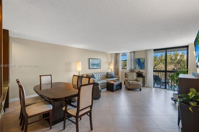 2900 NE 14th St Causeway 402, Pompano Beach, FL 33062