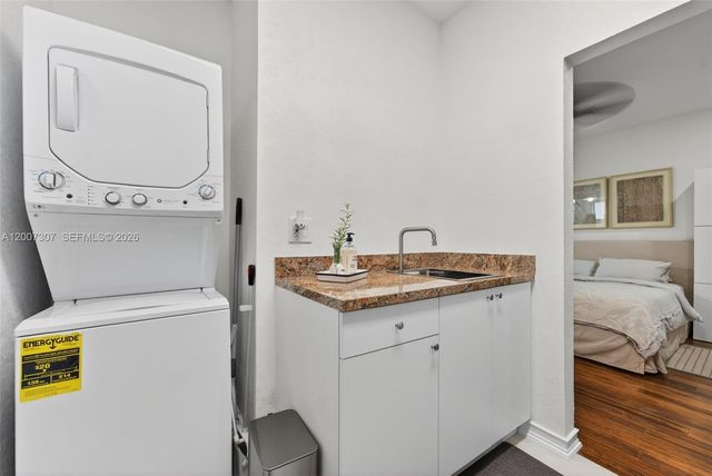 12310 SW 216th St, Miami, FL 33170