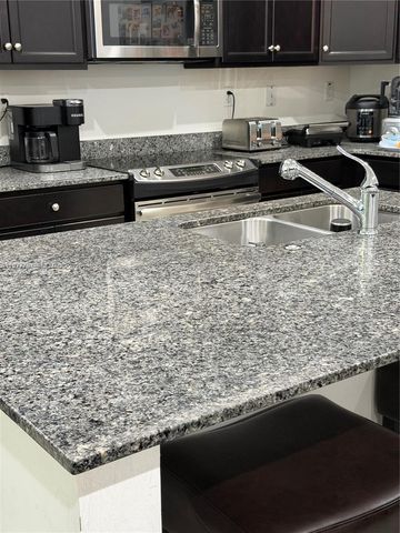 3483 W 97th St, Hialeah, FL 33018